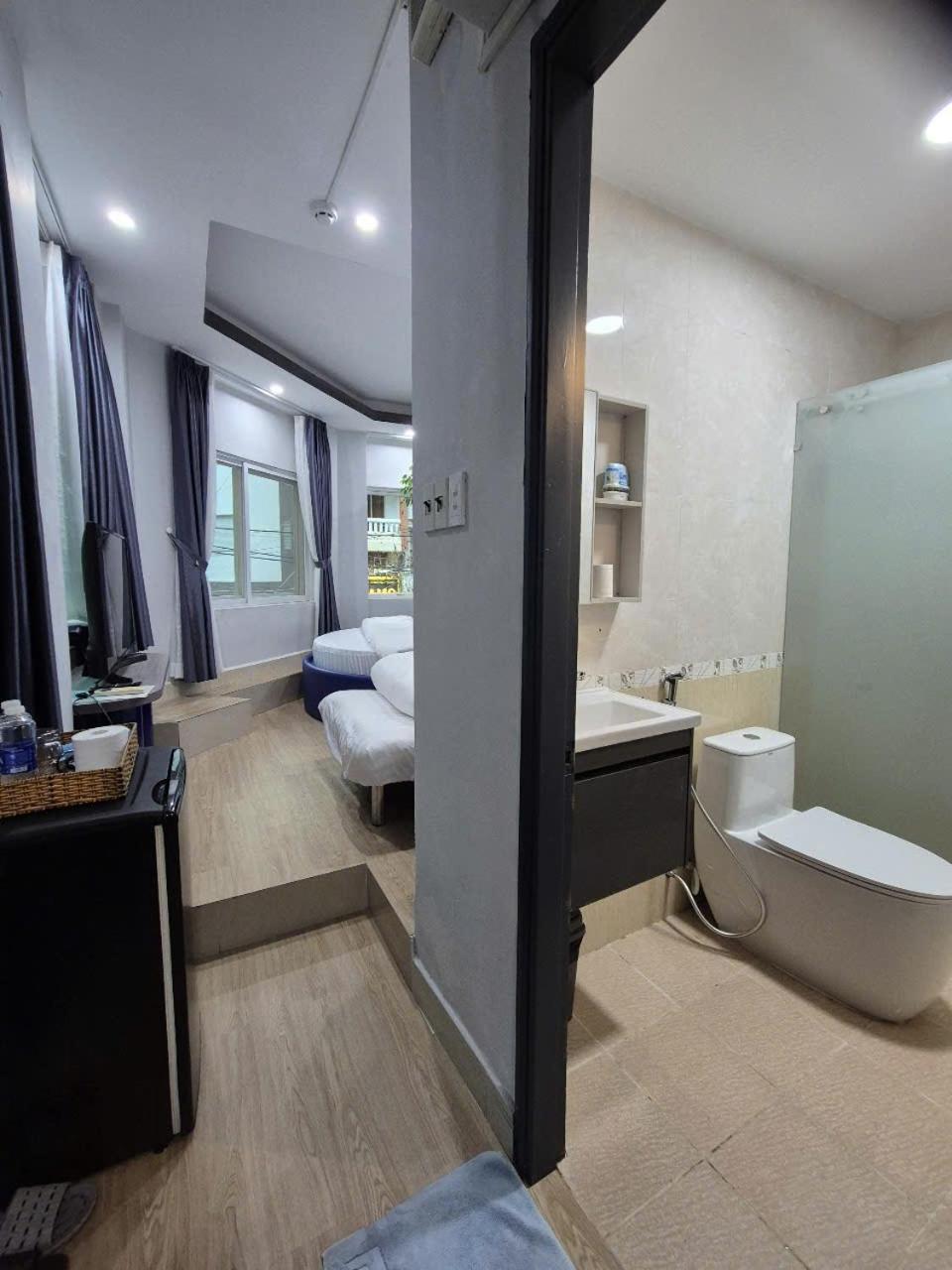 Apec Bnb Hotel ホーチミン市 エクステリア 写真