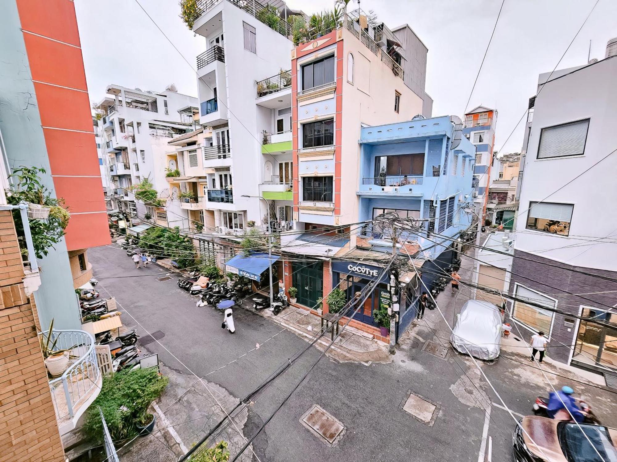 Apec Bnb Hotel ホーチミン市 エクステリア 写真